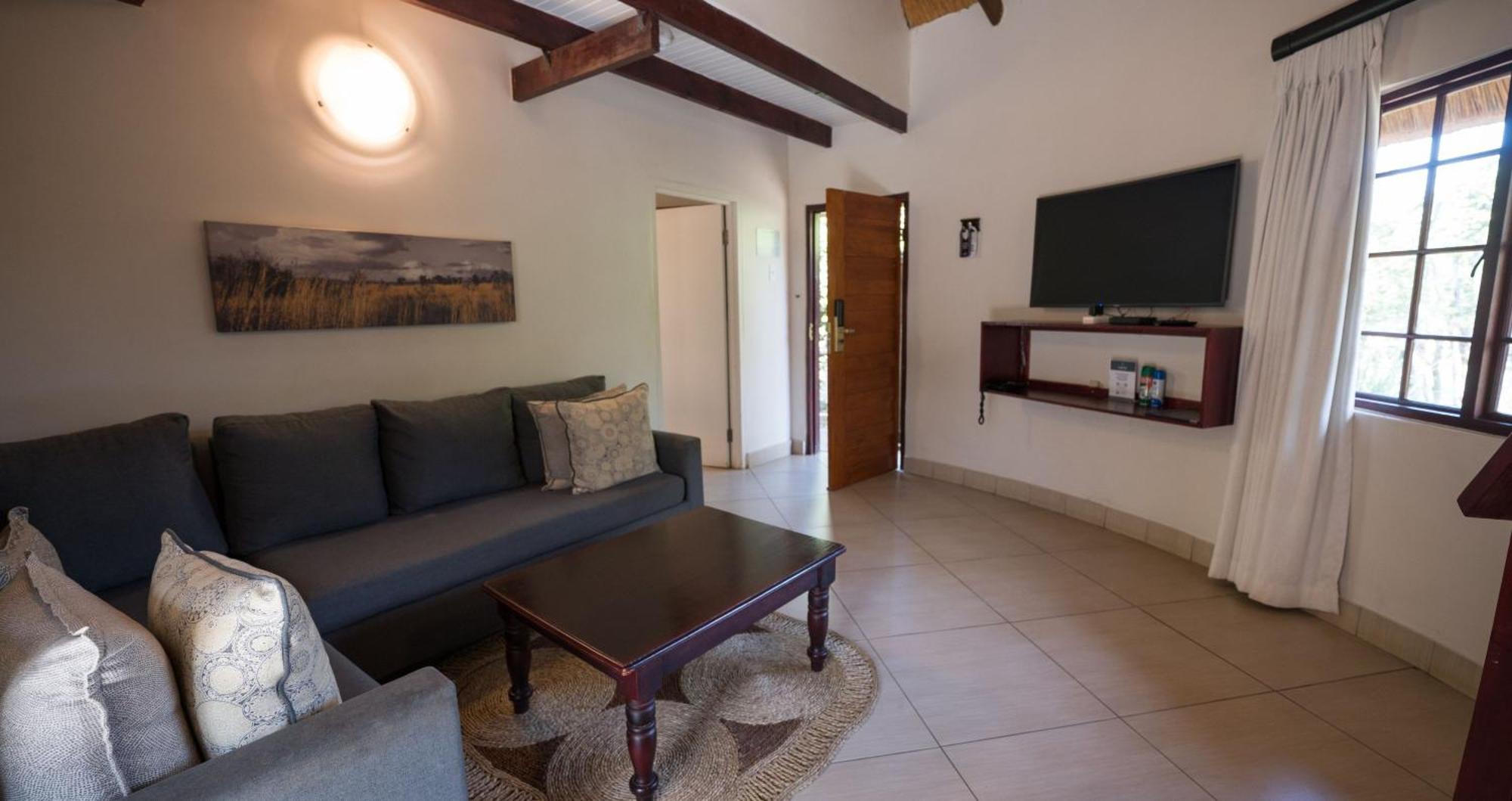 Anew Hotel Hluhluwe Bagian luar foto
