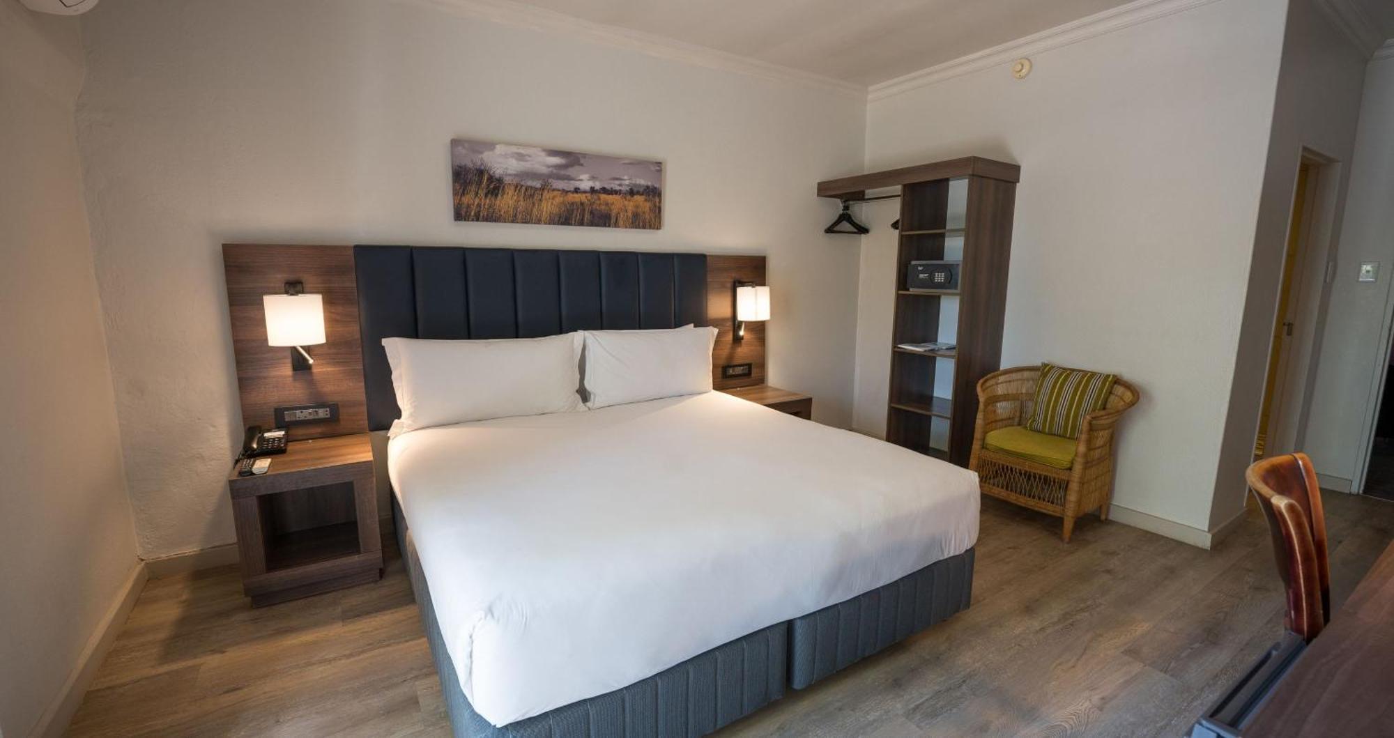 Anew Hotel Hluhluwe Bagian luar foto