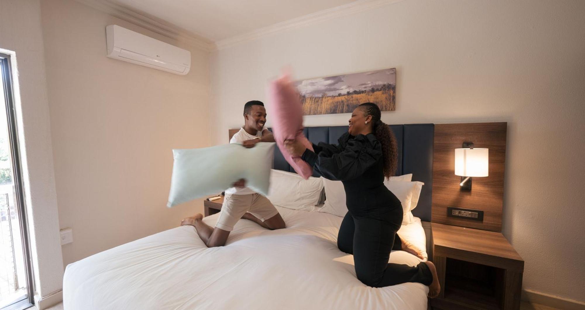 Anew Hotel Hluhluwe Bagian luar foto