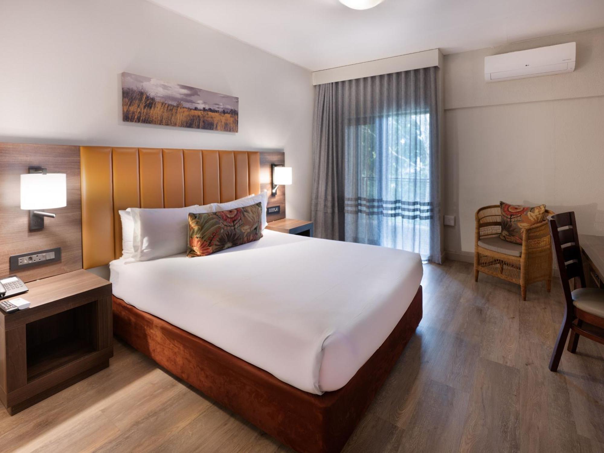 Anew Hotel Hluhluwe Bagian luar foto