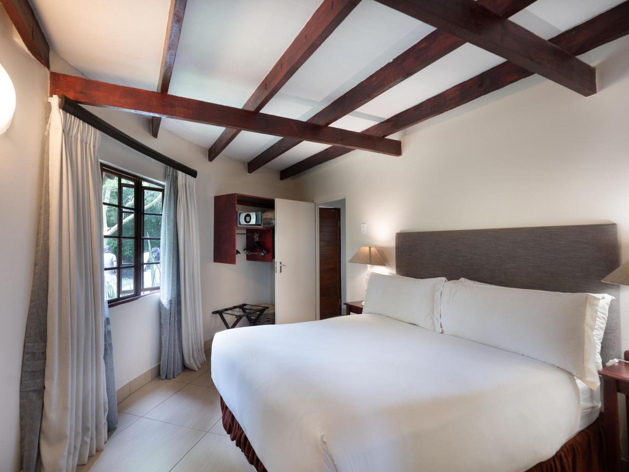 Anew Hotel Hluhluwe Bagian luar foto