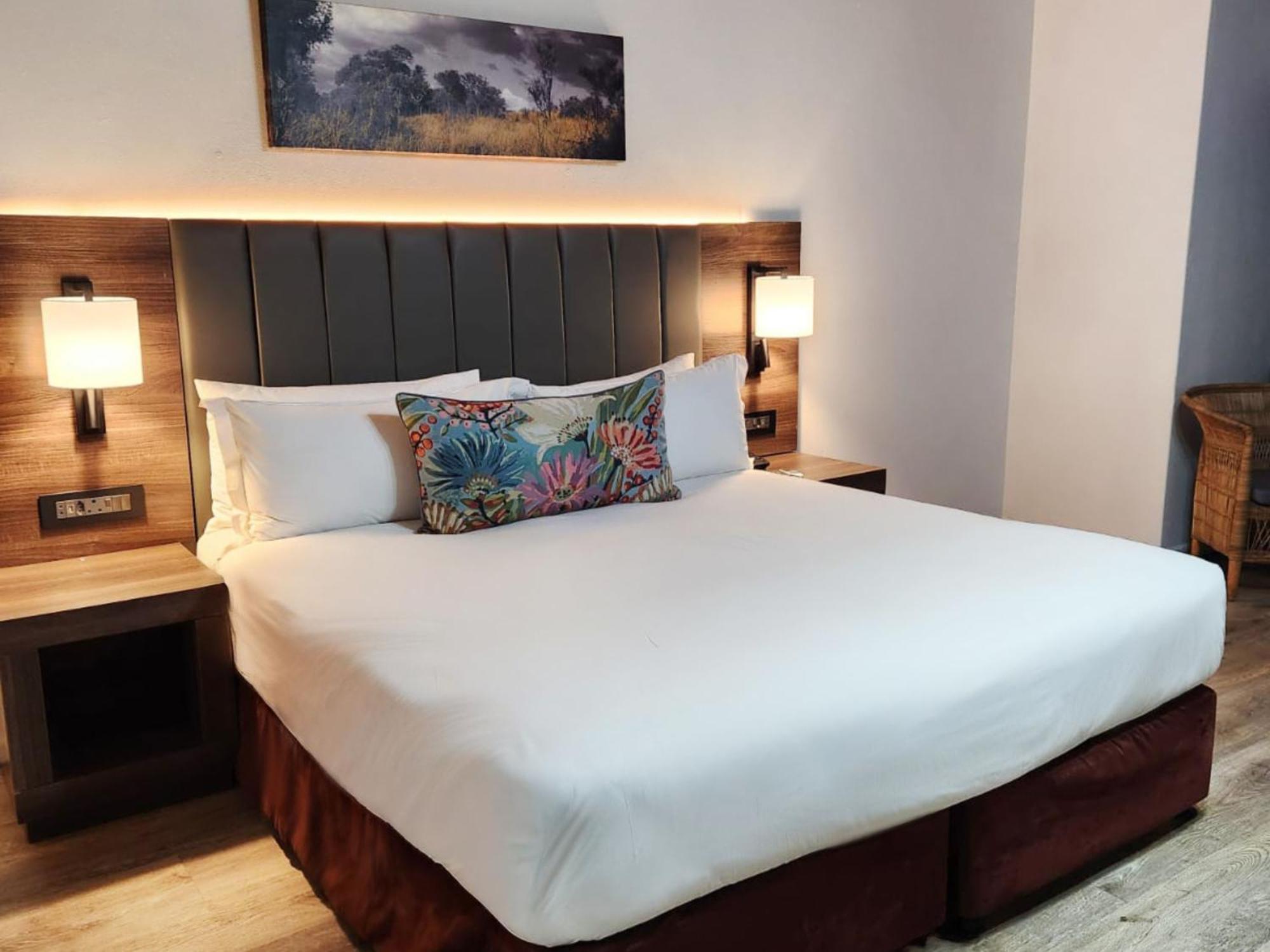 Anew Hotel Hluhluwe Bagian luar foto